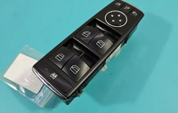 Mercedes-Benz E W212 Electric window control switch A2128208310 IMPRK1443627
