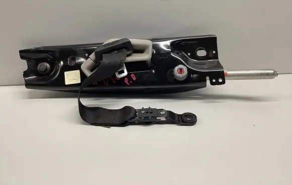 Volvo V70 Front seatbelt