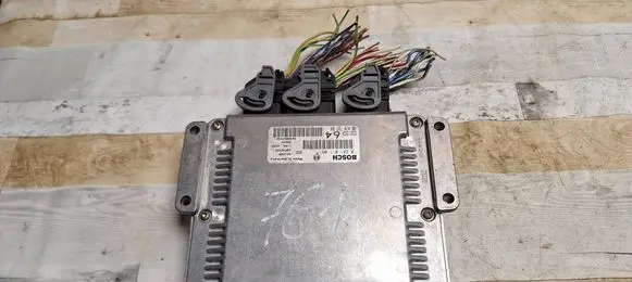 Peugeot 307 Engine control unit/module 0281011081 9646850580 9647472780