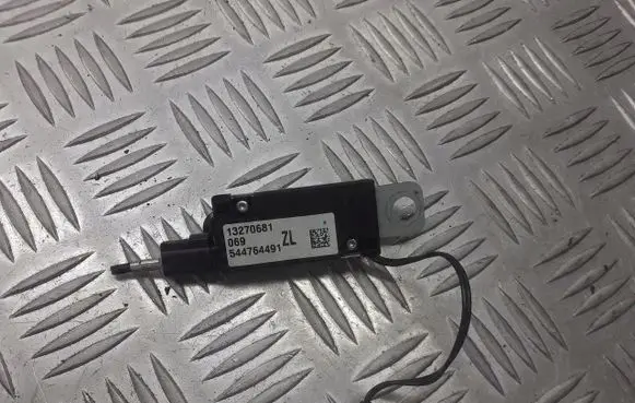 Opel Insignia A Sound amplifier 13270681