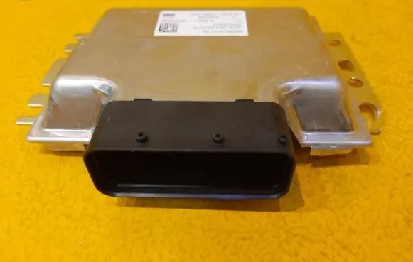 BMW X7 G07 Air suspension control unit module (rear) 8842094