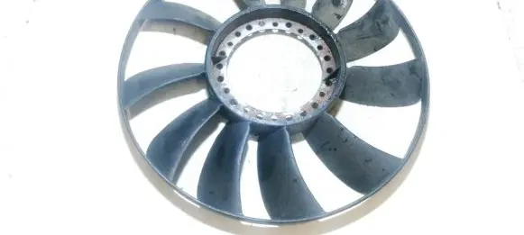 Volkswagen PASSAT B5 Fan impeller 058121301b