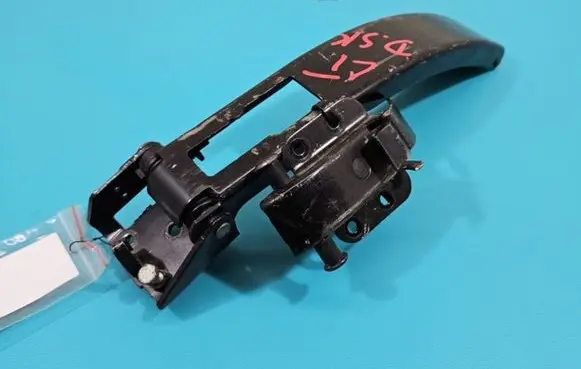 Rear door hinge set