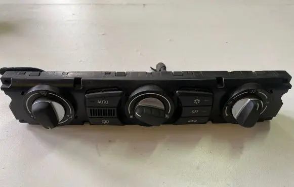 BMW 5 E60 E61 Climate control unit 9155640 900252290005