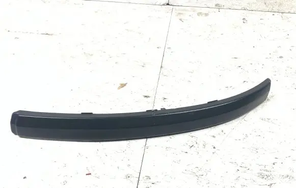 Ford Mondeo Mk III Front bumper splitter molding 1S7117E909