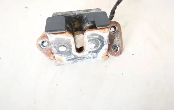 Mazda 6 Tailgate/trunk/boot lock/catch/latch