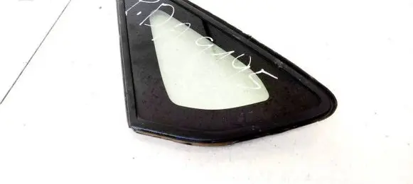 Toyota Prius (XW20) Front triangle window/glass 