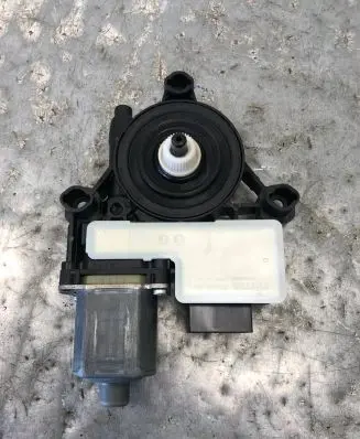 Skoda Fabia Mk3 (NJ) Sliding door window regulator with motor 5Q0959812E