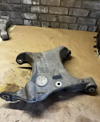 BMW 5 E60 E61 Rear upper control arm/wishbone 6758716
