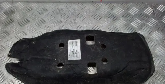 Porsche Macan (95B) Heat shield in engine bay 95B713077