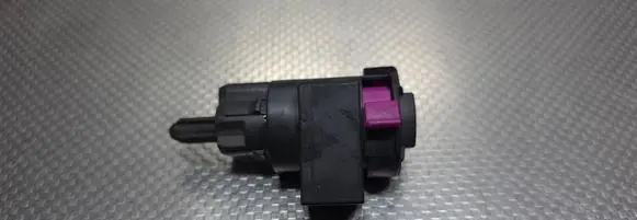 Audi A4 S4 B8 8K Brake pedal sensor switch 4F0945459B