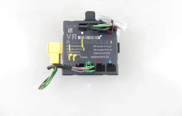 Mercedes-Benz C AMG W204 Door control unit/module 2048200226 2048702026 2044421732