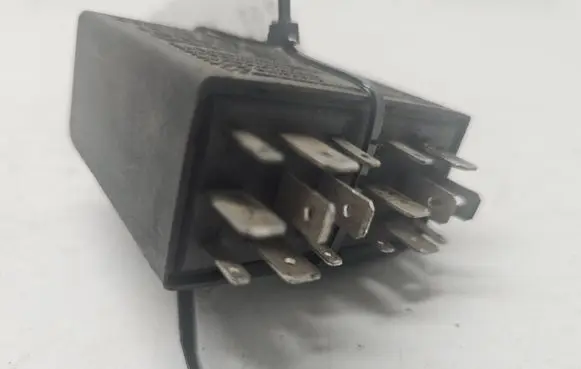 Audi A6 S6 C5 4B Other relay 4B0919471