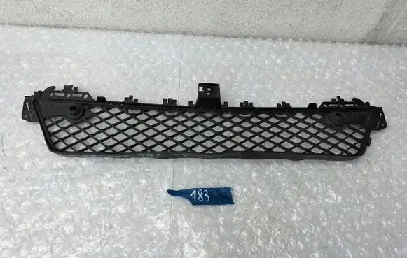 Mercedes-Benz C W204 Front bumper upper radiator grill 5901532960990