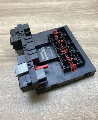 Volkswagen PASSAT B6 Comfort/convenience module 3C0937049J