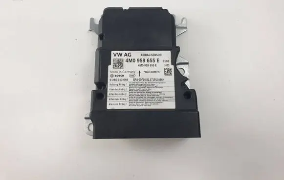 Audi Q7 4M Airbag control unit/module 4M0959655E 0285013649