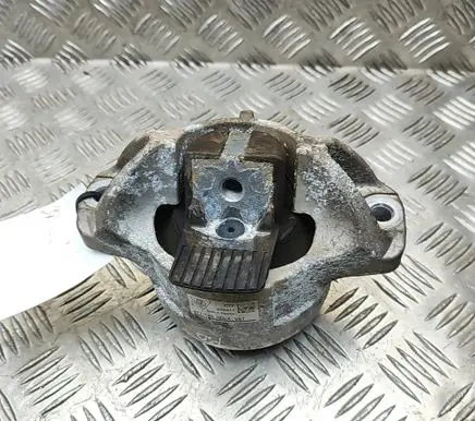 Porsche Panamera (971) Engine mount bracket 971199383A