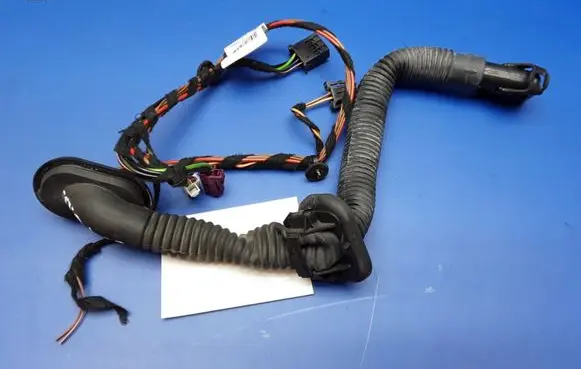 Mercedes-Benz C W204 Rear door wiring loom A2044401705