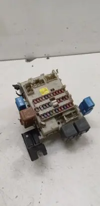 Nissan Primera Fuse box set 24350AV700 0204022