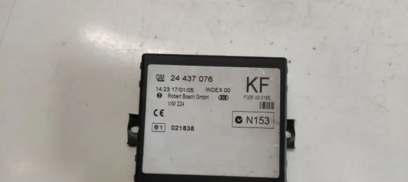 Opel Zafira A Comfort/convenience module 24437076 021838 N153
