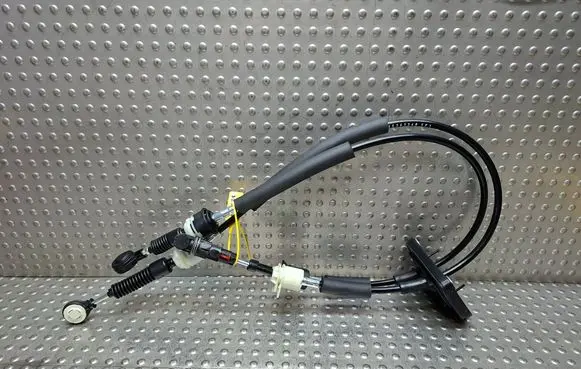 Lancia Ypsilon Gear shift cable bracket 46340344