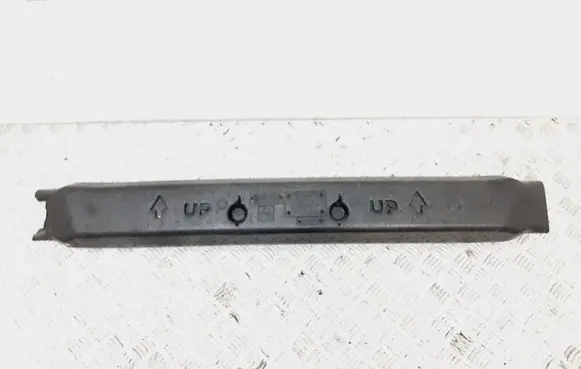 Volvo XC60 Front bumper foam support bar 31283644