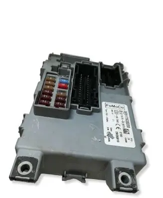Ford Ka Fuse module 00517935220 116RI000679 28409910