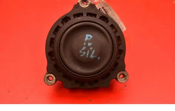 BMW 7 F01 F02 F03 F04 Engine mount vacuum valve 6855456-01