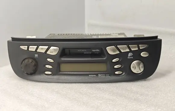 Nissan Almera Tino Radio/CD/DVD/GPS head unit 28113BU015 PN1628V