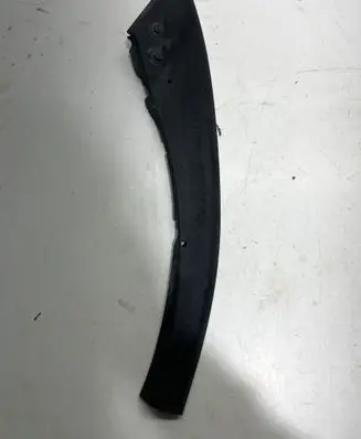 KIA Sorento Headlight/headlamp mounting bracket