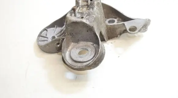 Audi A6 S6 C6 4F Engine mounting bracket 4F0199351S