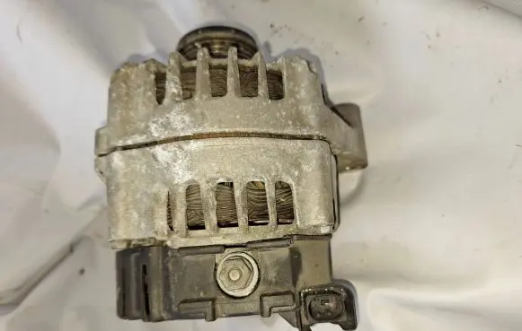 BMW 5 F10 F11 Generator/alternator 8507625 2608668G FG23S032
