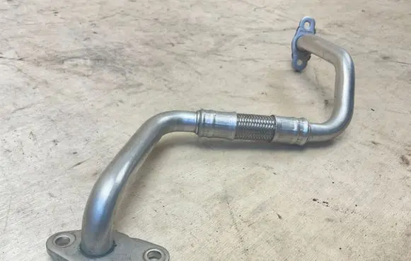 Volkswagen Eos Turbo turbocharger oiling pipe/hose 03C145735F CAX
