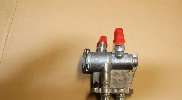 Volvo S60 Thermostat/thermostat housing 31293739 C90XB