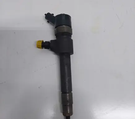 Suzuki SX4 Fuel injector 0445110276
