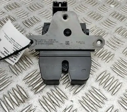 Ford Focus Tailgate/trunk/boot lock/catch/latch 8M51R442A66DC