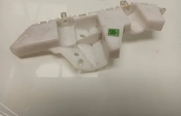 Opel Mokka X Front bumper mounting bracket 42669317