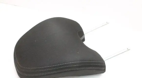 Volvo V60 Front seat headrest 
