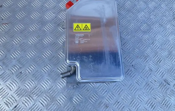 Volvo C40 Voltage converter inverter 32383807