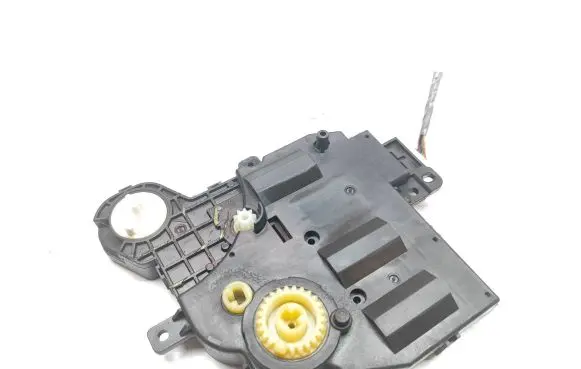 Lexus UX Air flap motor/actuator 0638009004