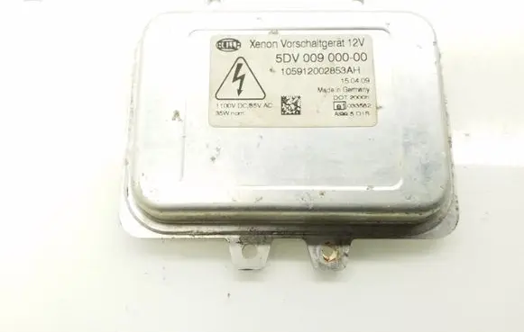 Volkswagen Tiguan Headlight ballast module Xenon 5DV00900000