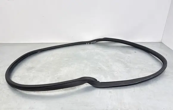 Mercedes-Benz C W205 Front door rubber seal A2056970051