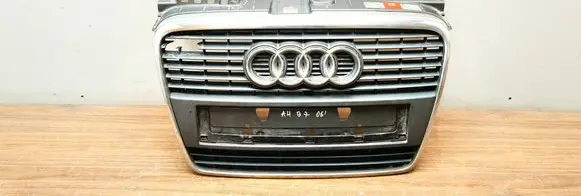 Audi A4 S4 B7 8E 8H Front grill 8E0853651J