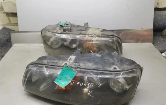 Fiat Punto (188) Headlights/headlamps set 89100449 89100448
