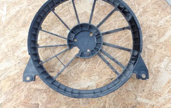 Dodge Journey Radiator cooling fan shroud 6002XH008101