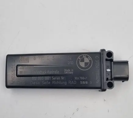 BMW X5 E70 Tire pressure sensor 6771043 36236771043 053320100902