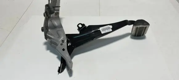 Peugeot 3008 II Brake pedal 9824805180 27650