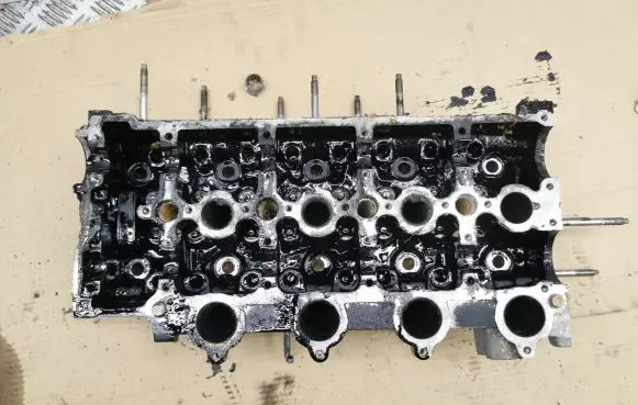 Ford Kuga I Engine head 9641752610