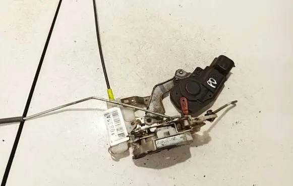 Toyota Aygo AB10 Front door lock