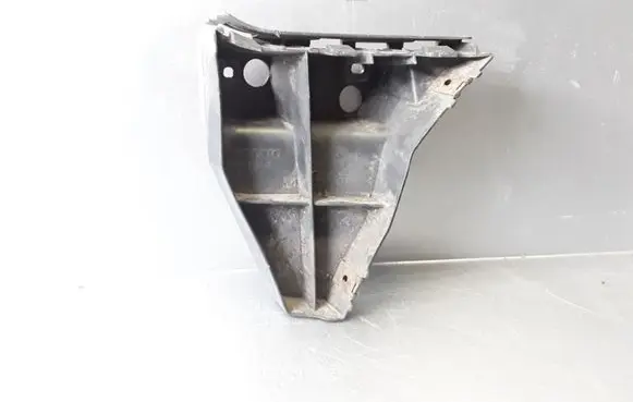 Volvo C70 Front bumper mounting bracket 08620369